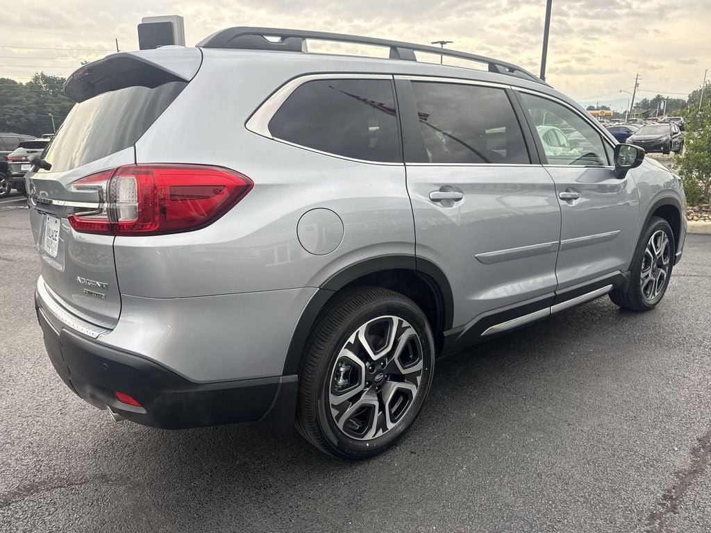 New 2026 Subaru Ascent Limited w/ Popular Package #1 AWD/4WD image 4