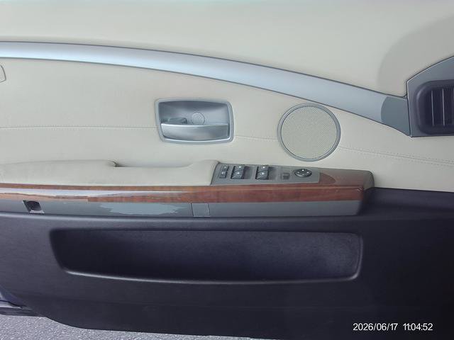 Used 2006 BMW 750Li RWD image 17