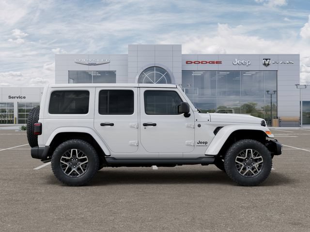 New 2026 Jeep Wrangler Unlimited Sahara AWD/4WD image 22