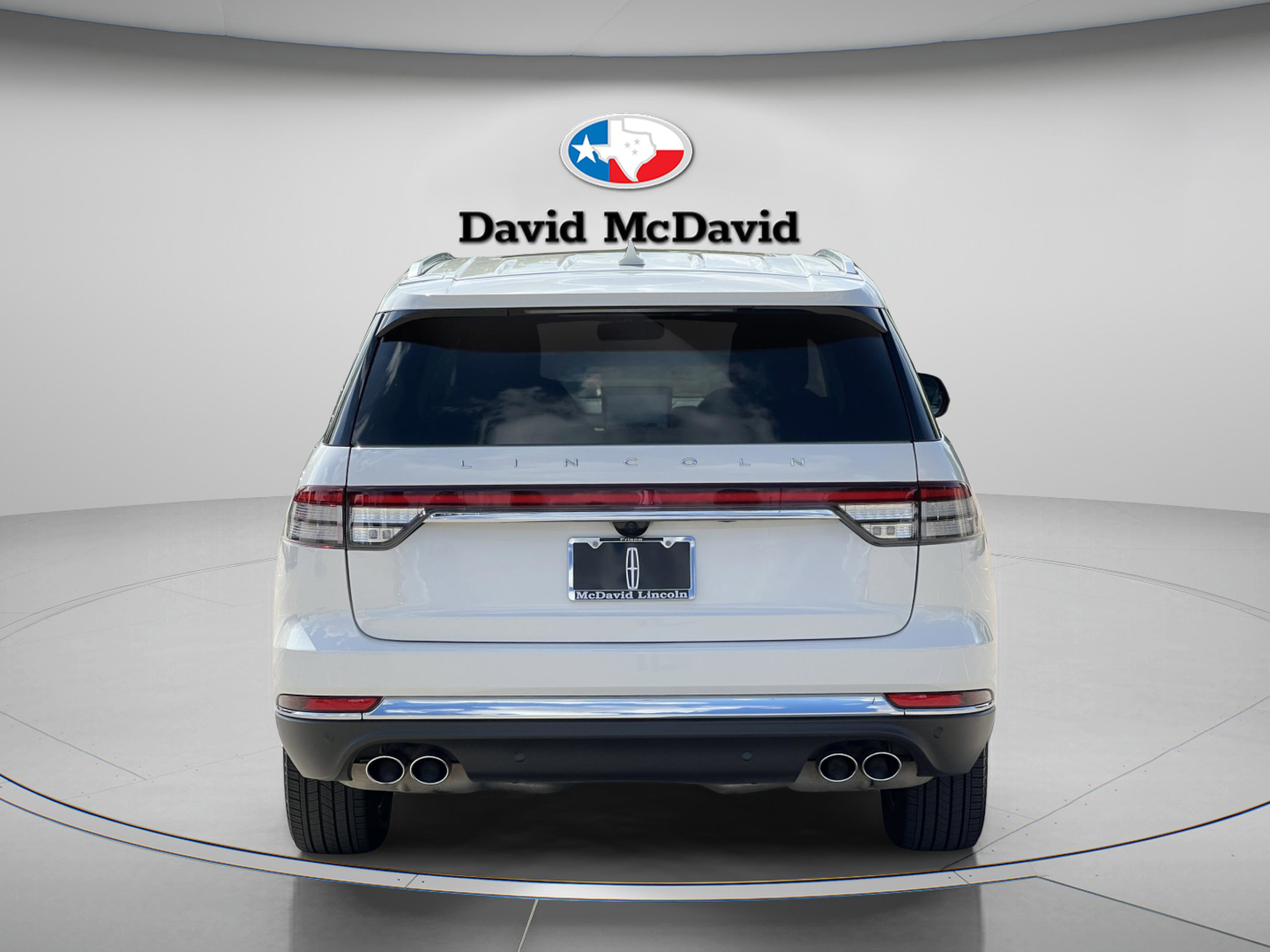 Used 2023 Lincoln Aviator Reserve w/ Equipment Group 201A image 6