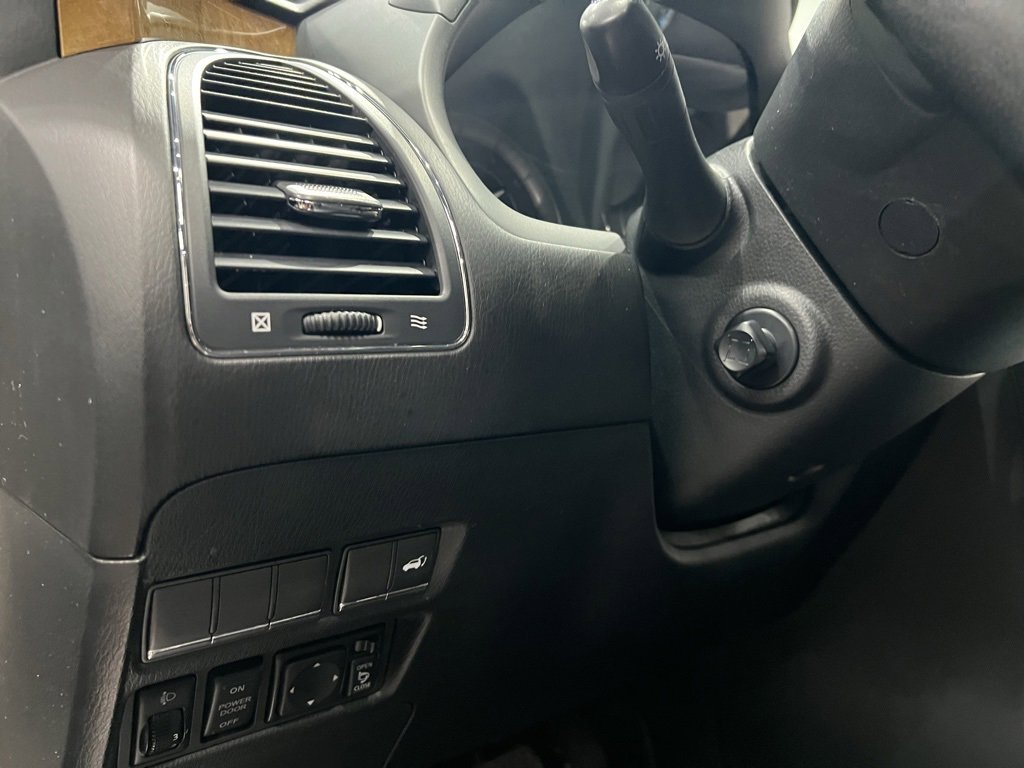 Used 2011 INFINITI QX56 4WD w/ Theater Pkg image 45