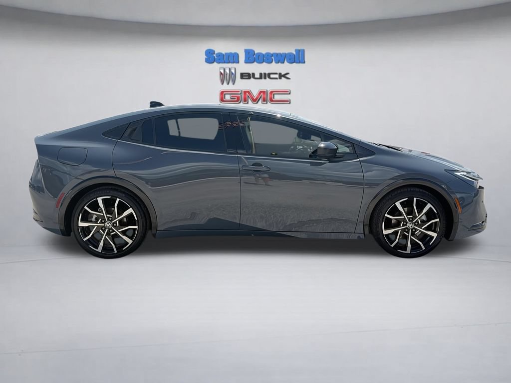 Used 2026 Toyota Prius Plug-In Hybrid FWD image 9