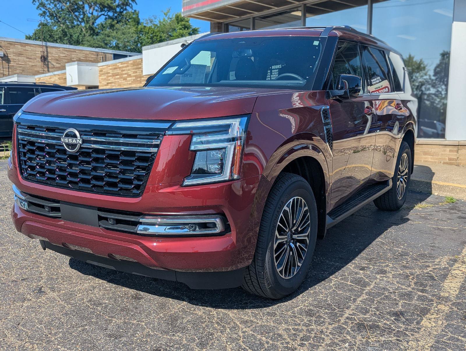 New 2026 Nissan Armada SL w/ Captain's Chari Seat Package AWD/4WD image 3