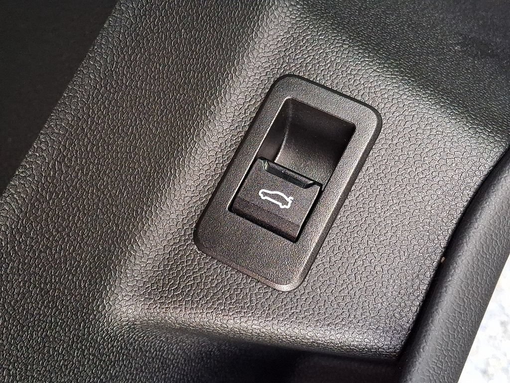 Used 2023 BMW iX M60 AWD/4WD image 24