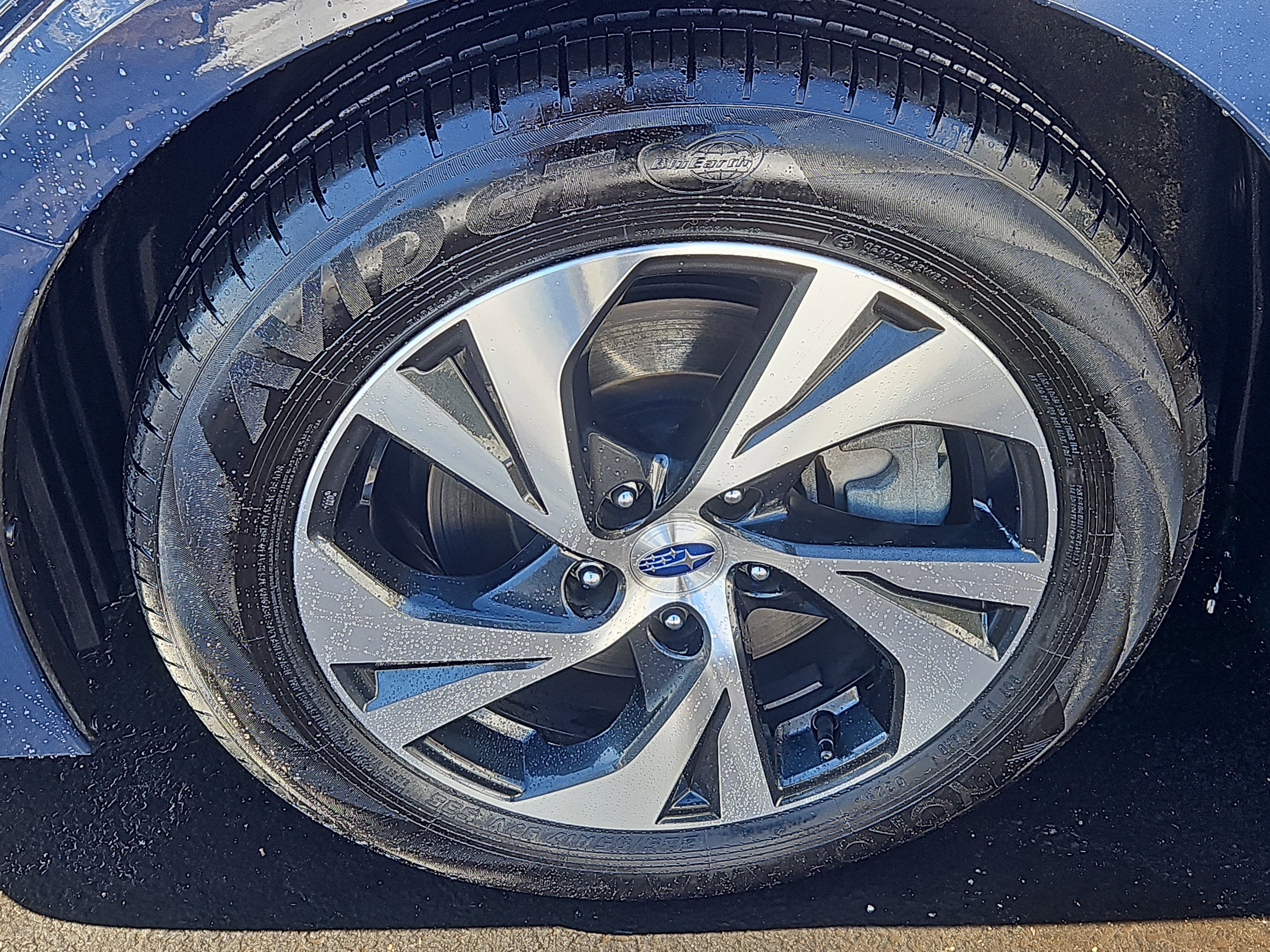 Certified 2025 Subaru Legacy Premium image 4