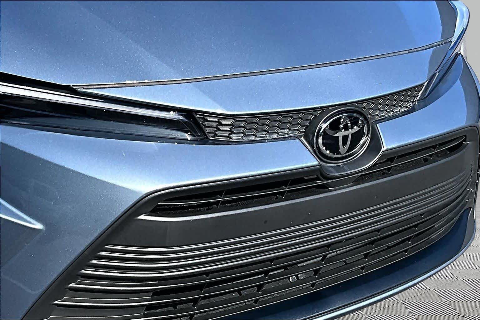 Certified 2026 Toyota Corolla LE FWD image 30