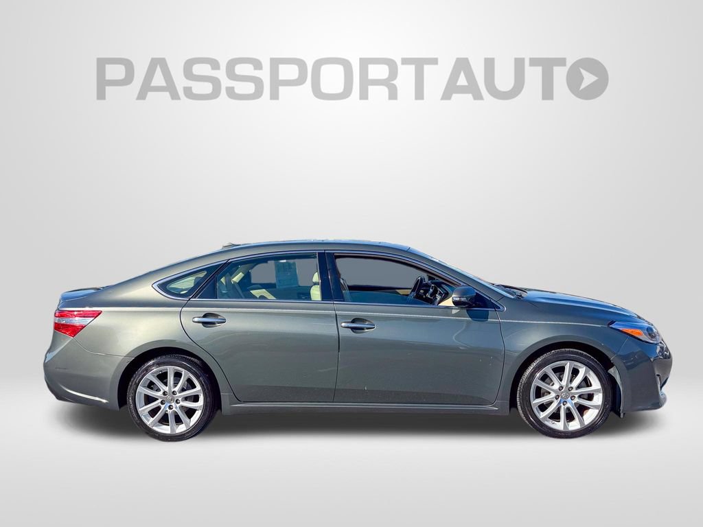 Used 2013 Toyota Avalon Limited FWD image 9