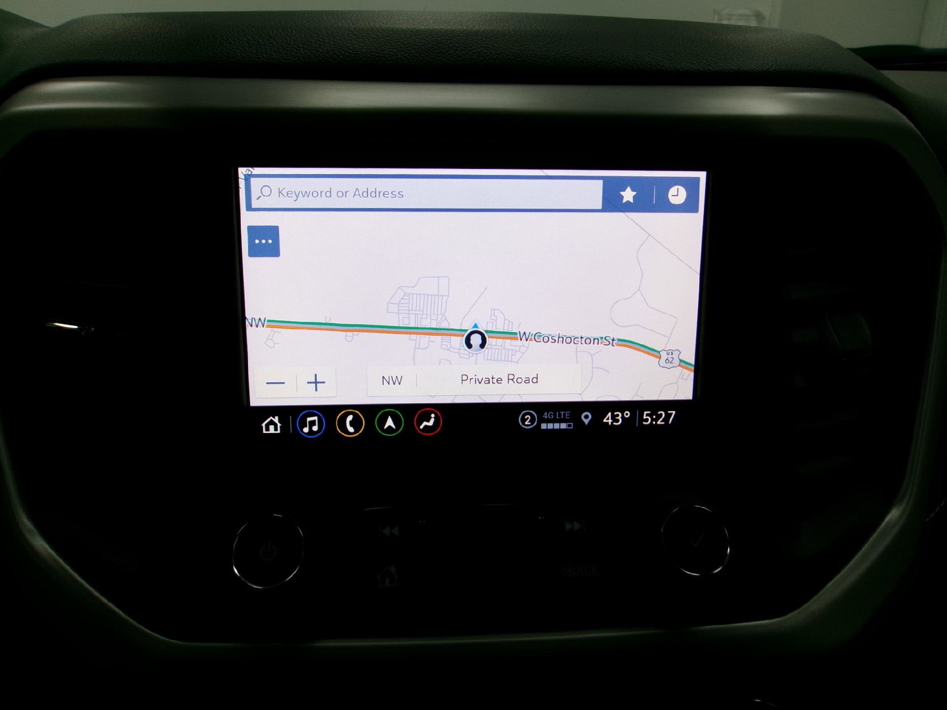 Certified 2023 GMC Acadia SLT w/ Preferred Package image 5