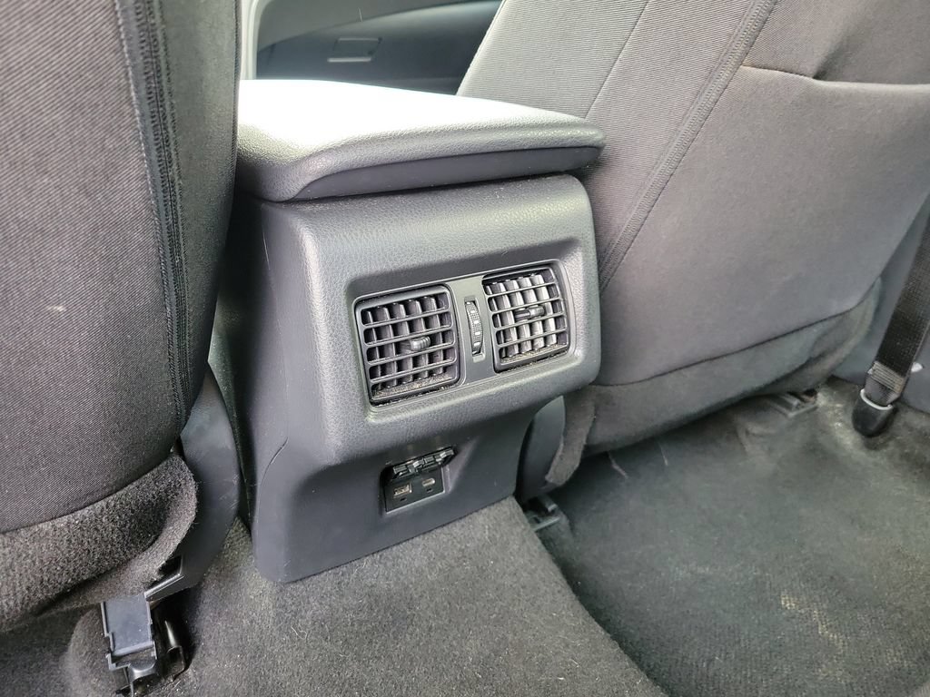 Used 2025 Toyota Camry LE FWD image 16