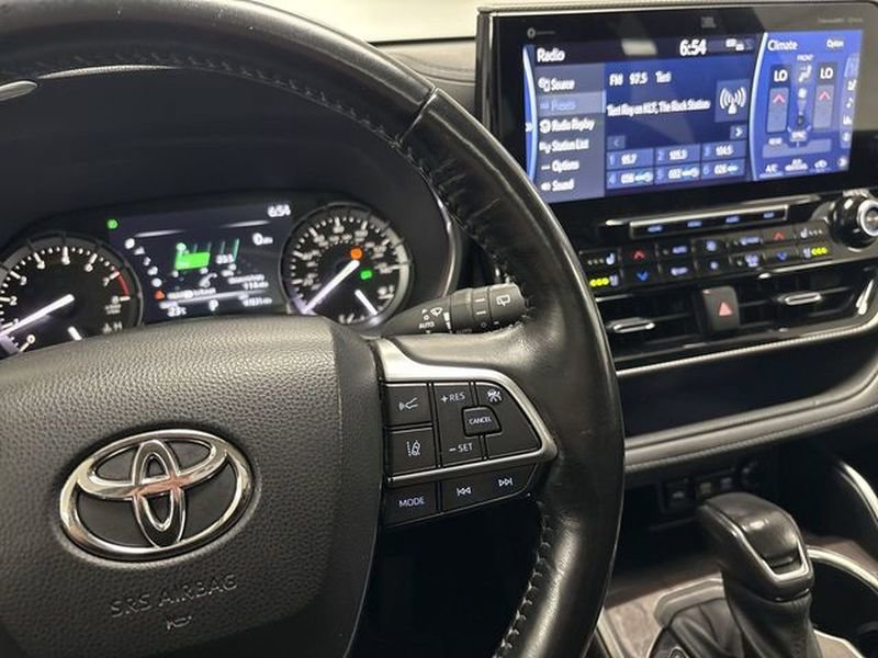 Used 2021 Toyota Highlander Limited AWD/4WD image 51