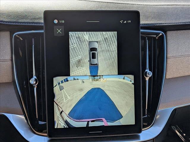 New 2026 Volvo XC90 B6 Plus w/ Protection Package image 15