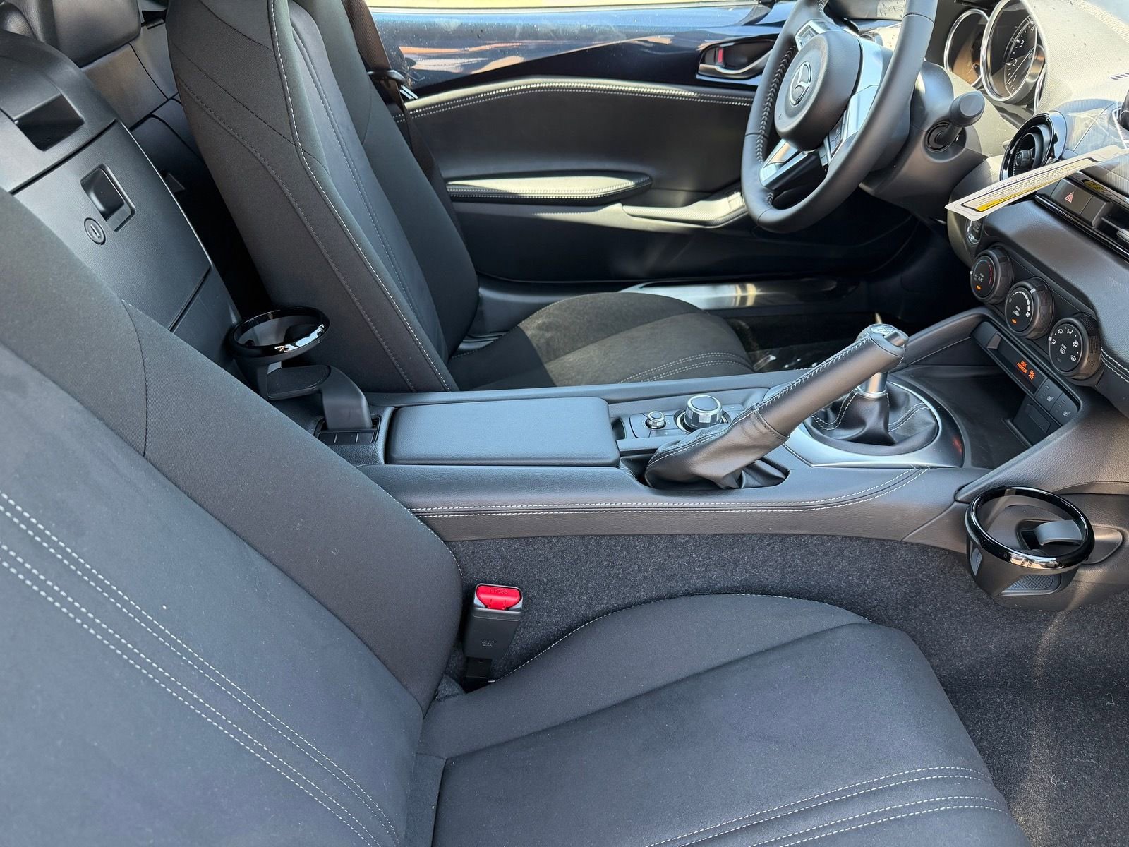 New 2026 MAZDA MX-5 Miata Club w/ Interior Package RWD image 12