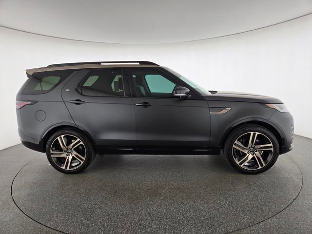 New 2026 Land Rover Discovery Limited Edition AWD/4WD image 6