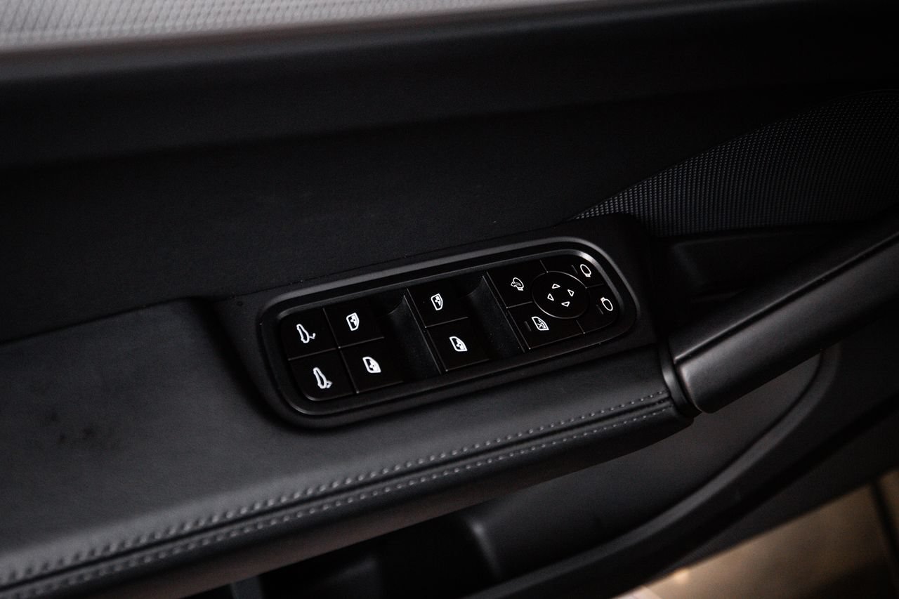 Certified 2026 Porsche Cayenne AWD/4WD image 22
