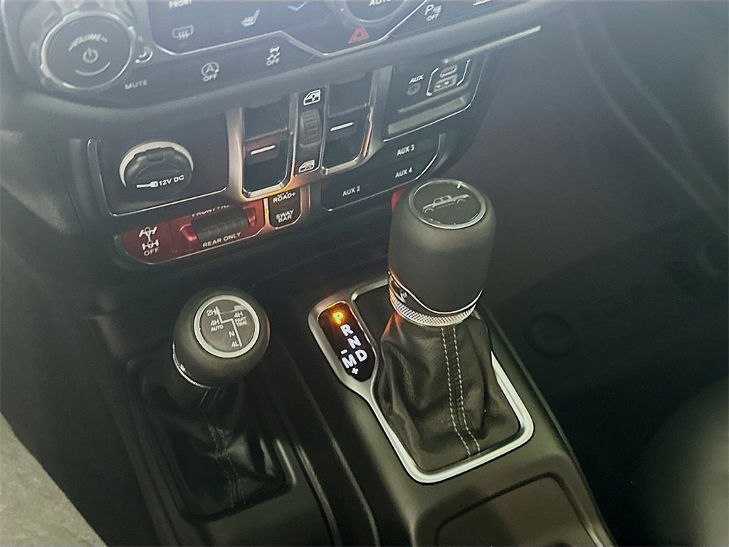 New 2025 Jeep Gladiator Rubicon image 12