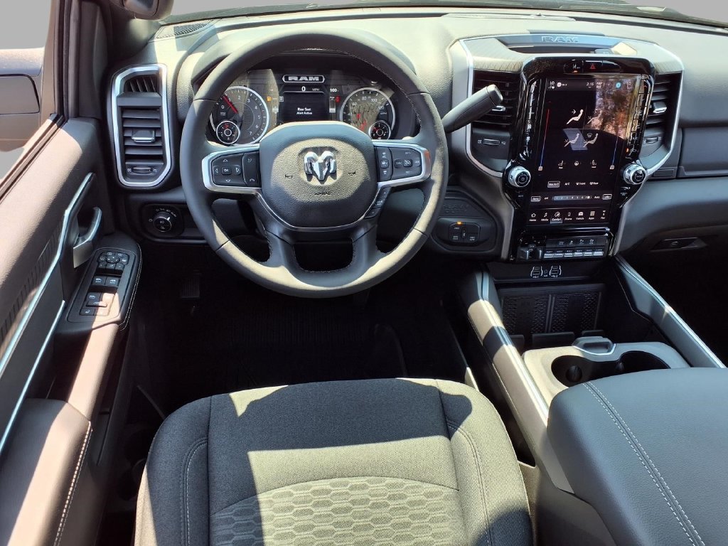 New 2027 RAM 2500 Big Horn AWD/4WD image 4