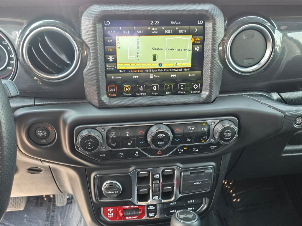 Used 2021 Jeep Wrangler Unlimited Rubicon w/ Dual Top Group AWD/4WD image 15