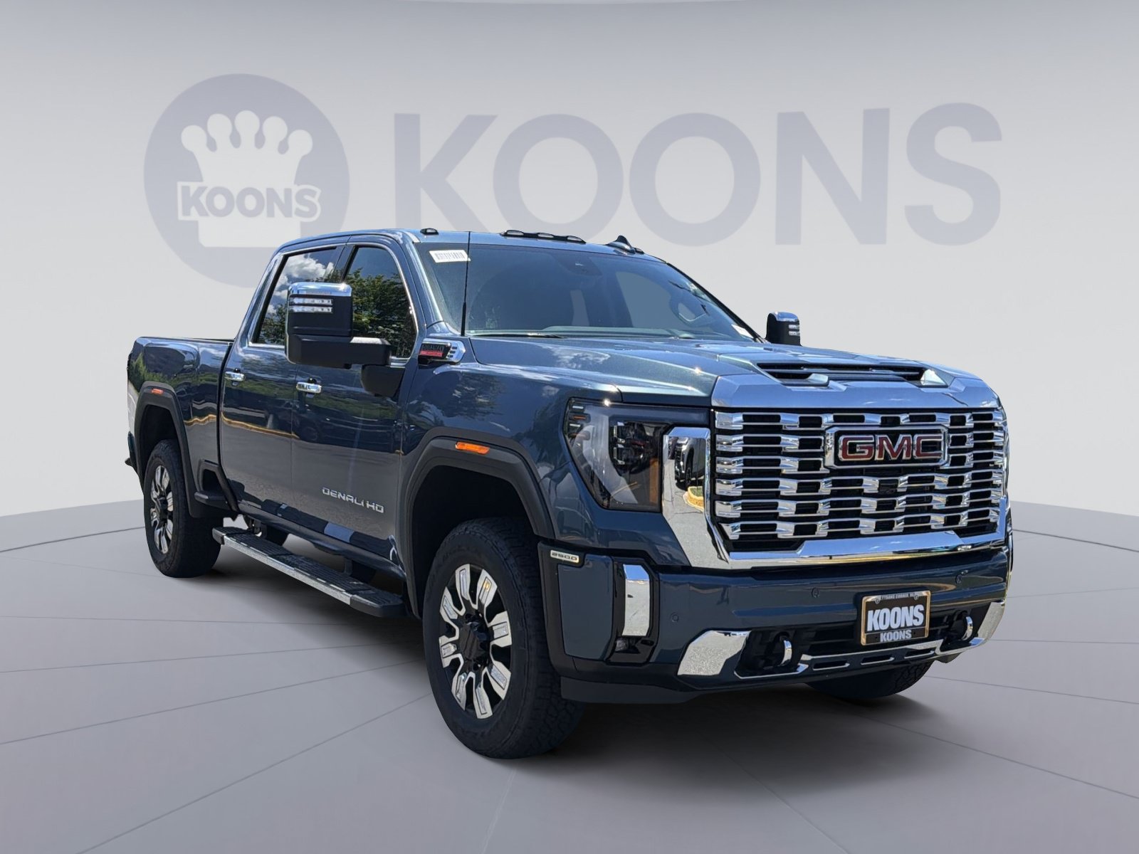 New 2026 GMC Sierra 2500 Denali w/ Denali Reserve Package AWD/4WD image 10