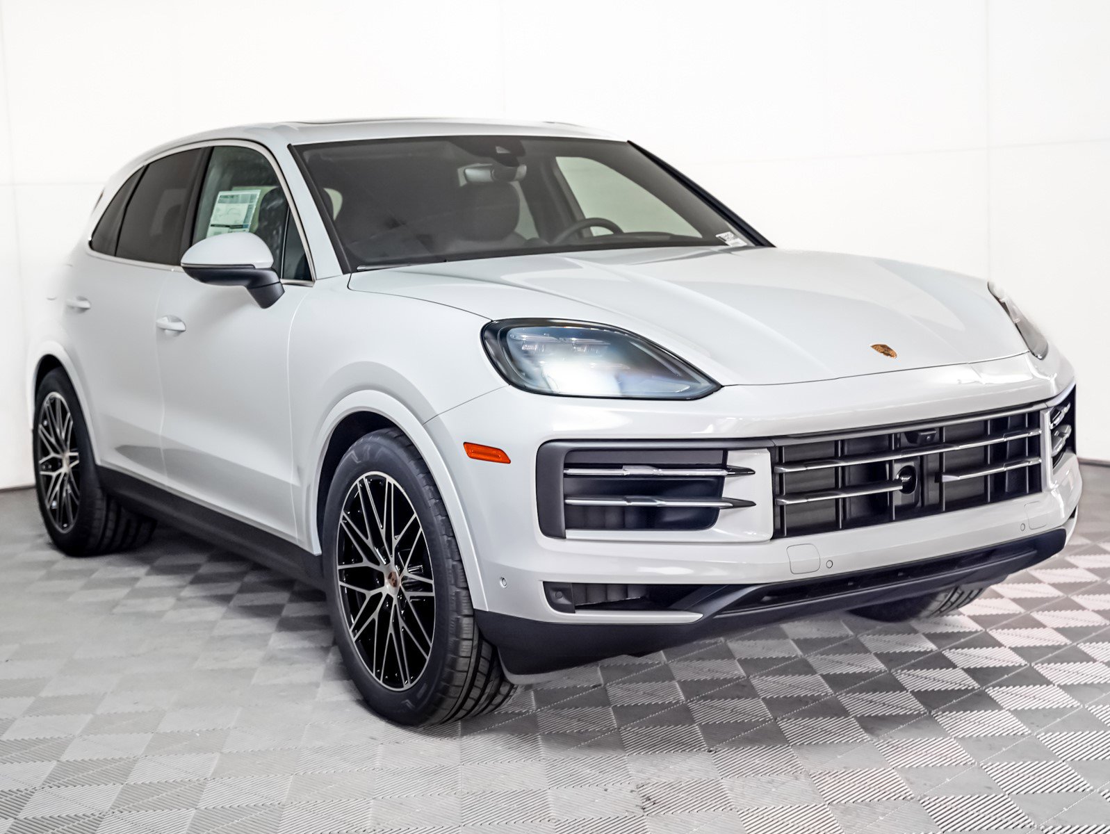 New 2026 Porsche Cayenne image 8