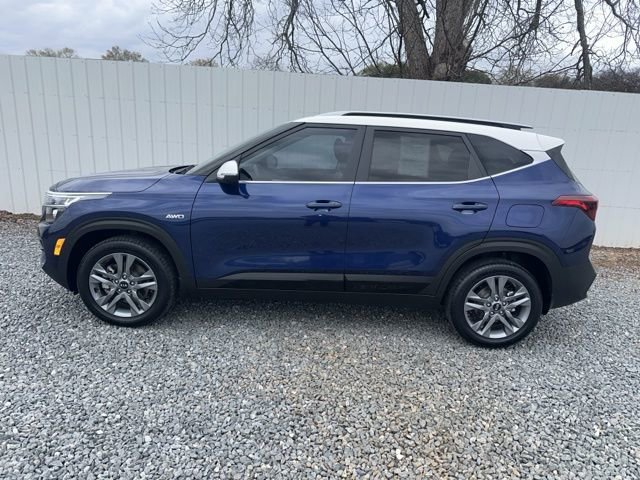 Used 2021 Kia Seltos S image 2