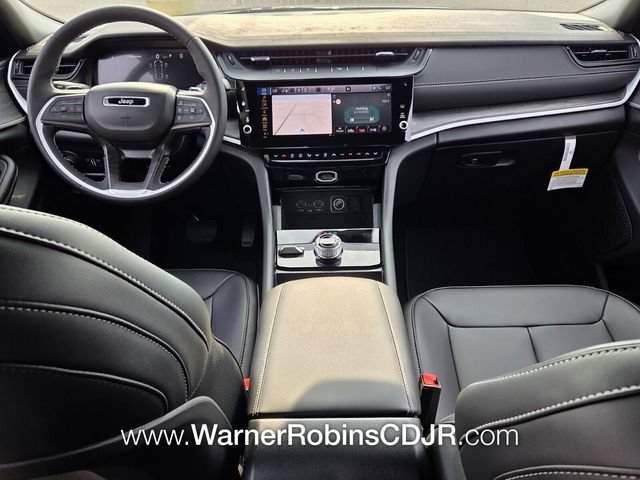New 2026 Jeep Grand Cherokee L Limited w/ Limited Altitude Package AWD/4WD image 8