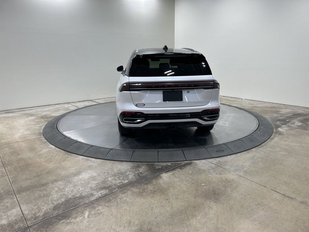 New 2026 Lincoln Nautilus Reserve image 6