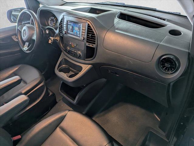 Used 2022 Mercedes-Benz Metris image 18