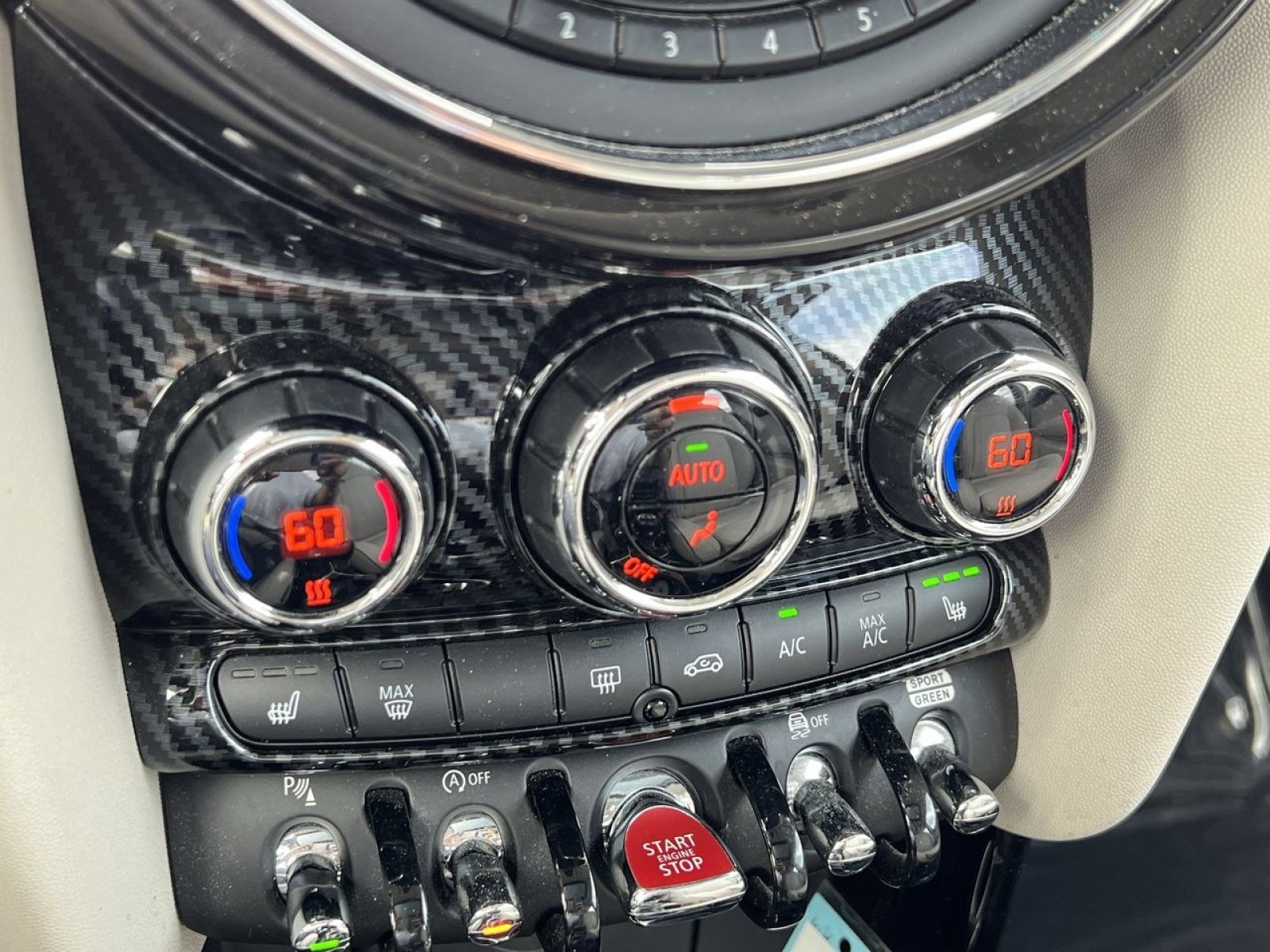 Used 2018 MINI Cooper S image 18