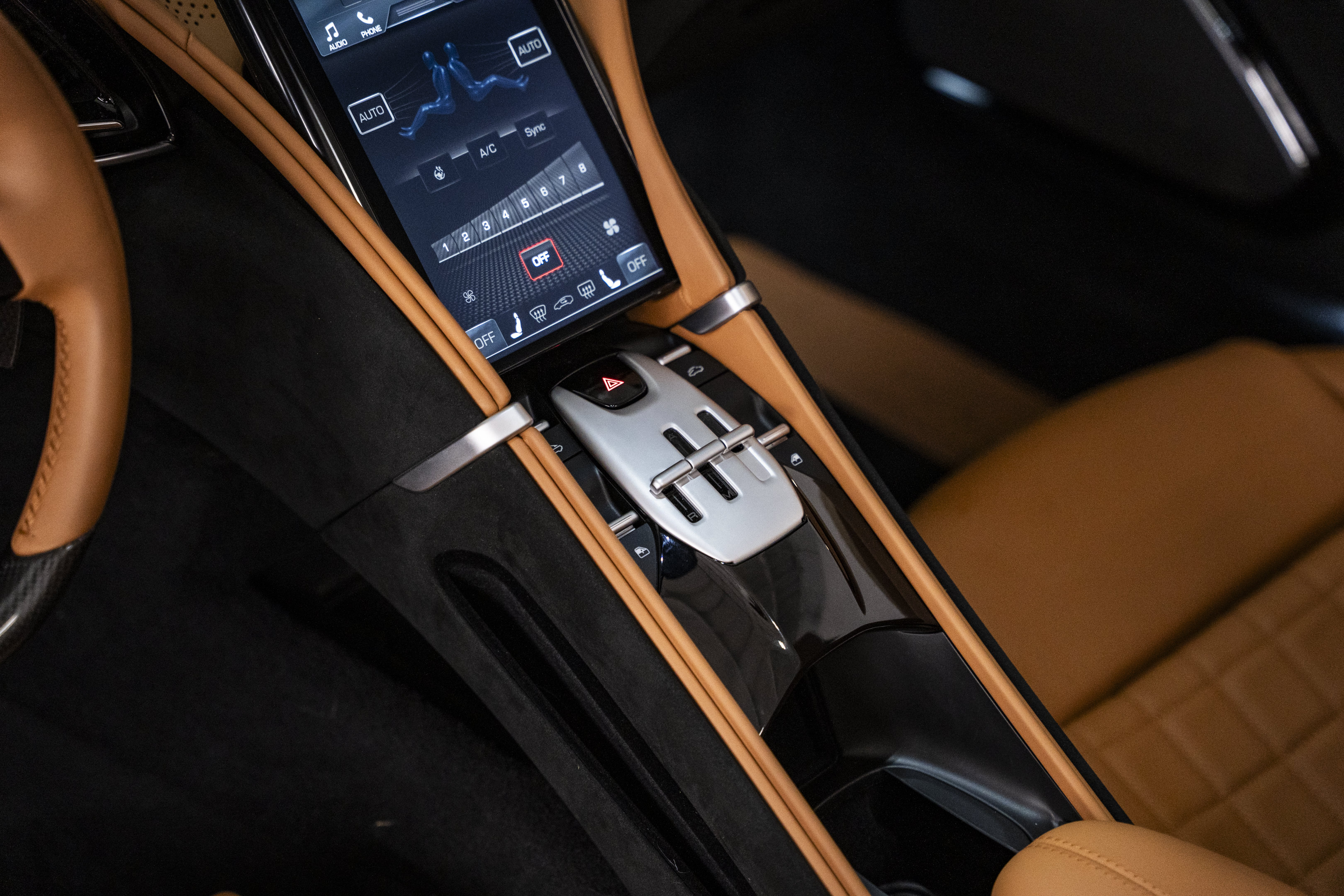 Used 2025 Ferrari Roma Spider RWD image 46
