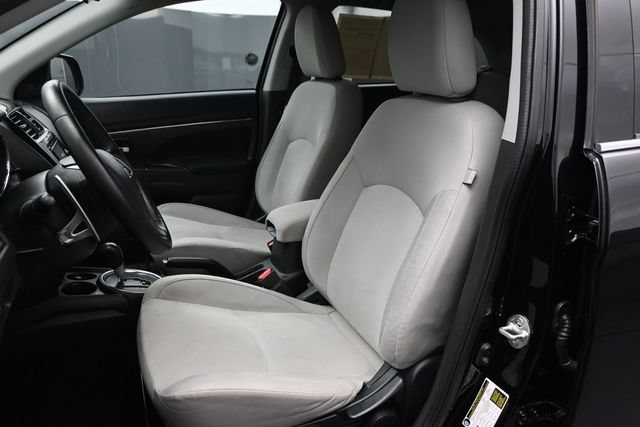 Used 2015 Mitsubishi Outlander Sport SE FWD image 5