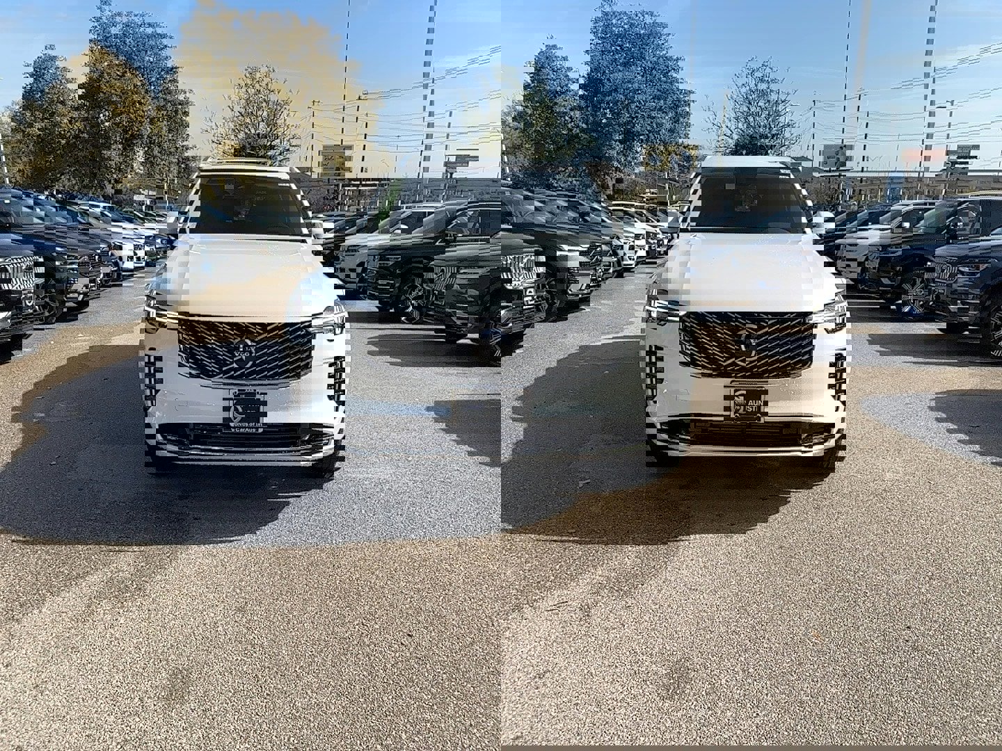 Used 2025 Volvo XC90 T8 Core w/ Protection Package image 9