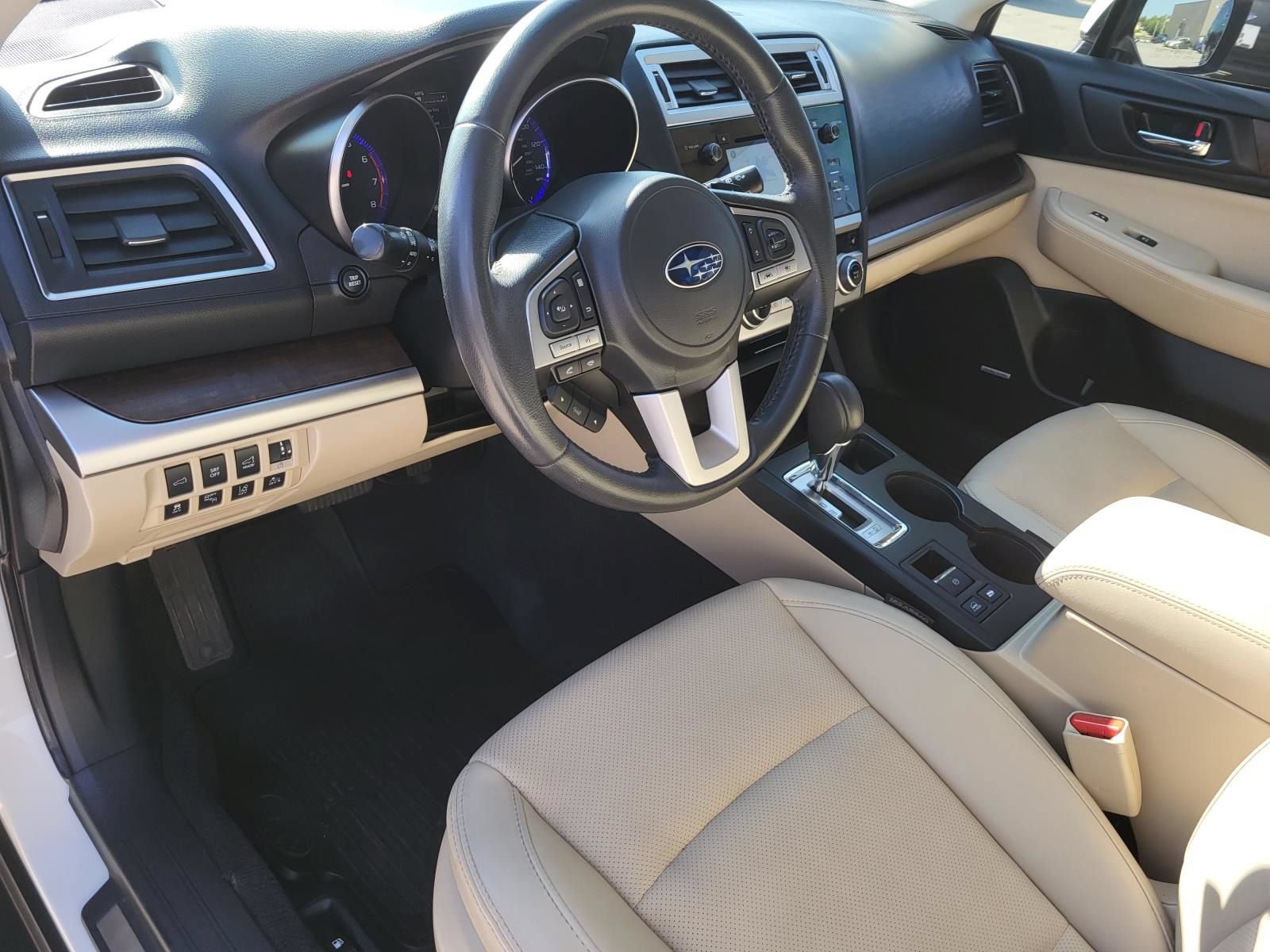 Used 2017 Subaru Outback 2.5i Limited AWD/4WD image 23