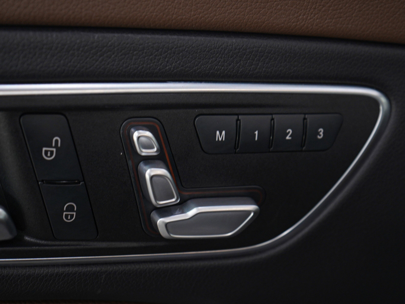 Used 2017 Mercedes-Benz CLA 45 AMG AMG CLA 45 image 23