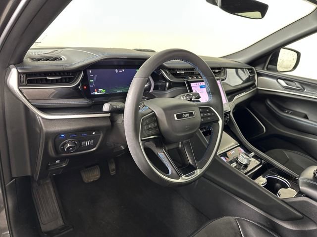 Used 2022 Jeep Grand Cherokee Trailhawk image 13