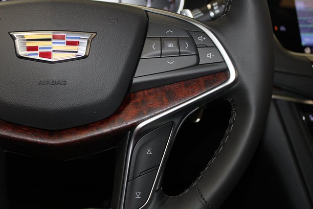 New 2025 Cadillac XT5 Sportv image 18