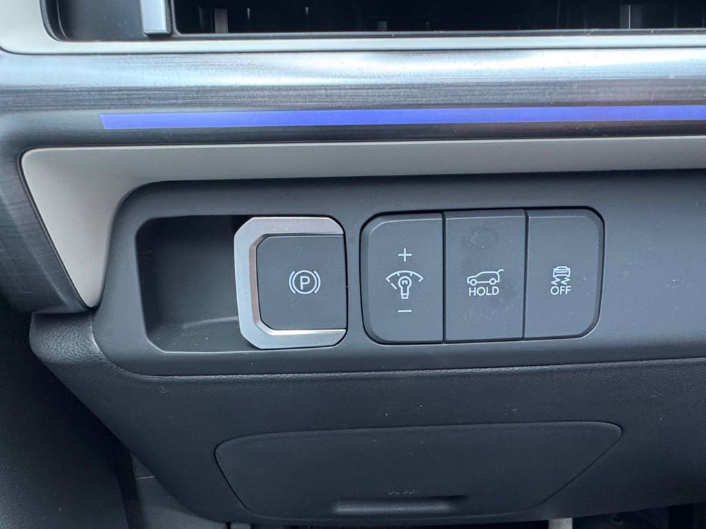 Used 2025 Hyundai Santa Fe Limited image 19