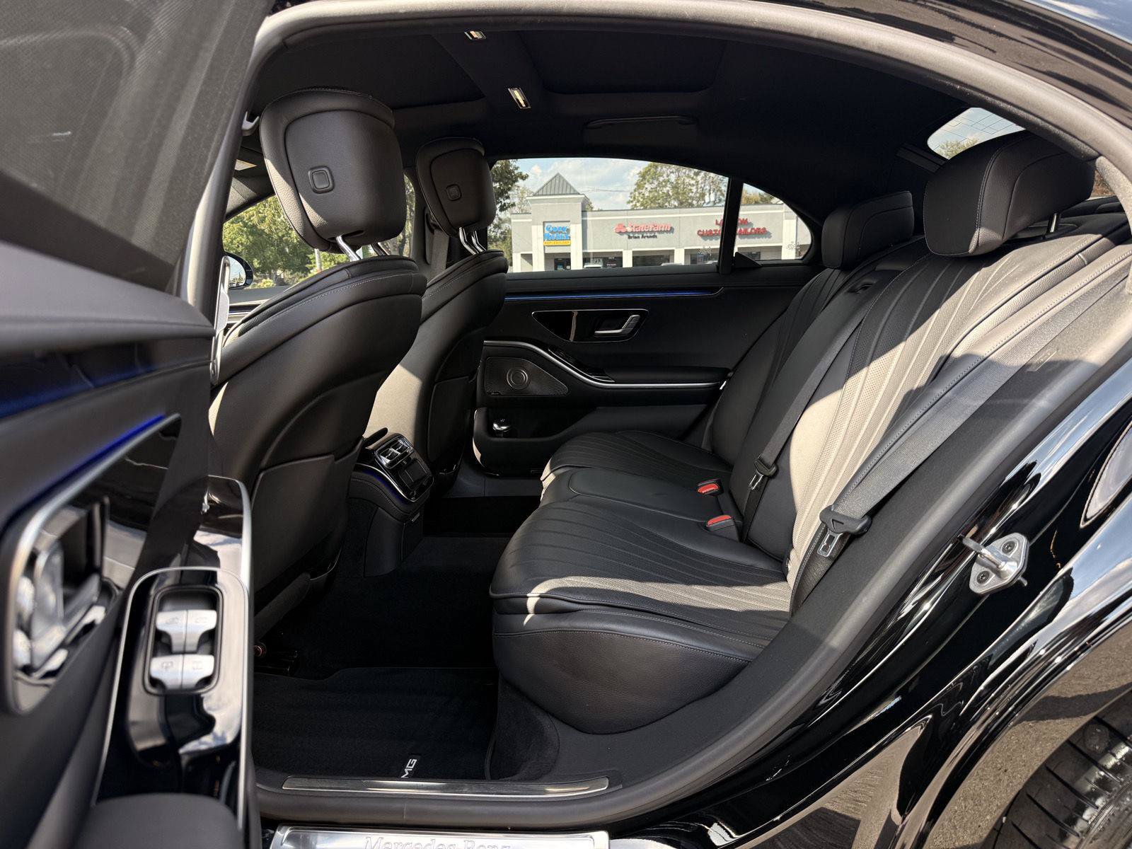 Used 2022 Mercedes-Benz S 500 4MATIC image 13