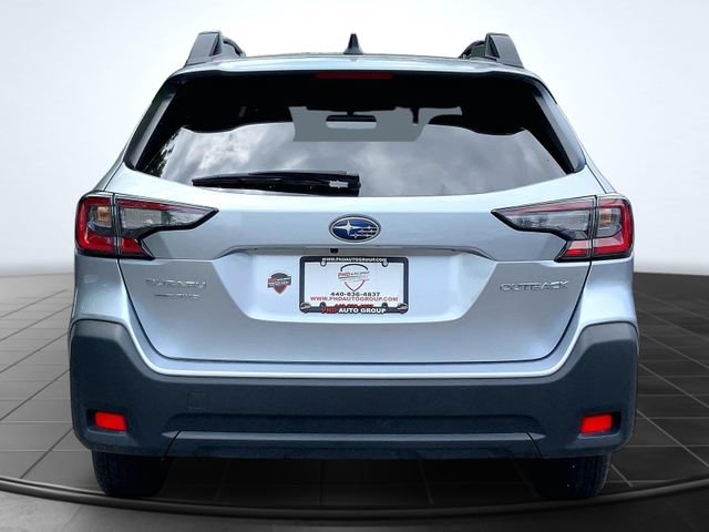 Used 2025 Subaru Outback Premium AWD/4WD image 9
