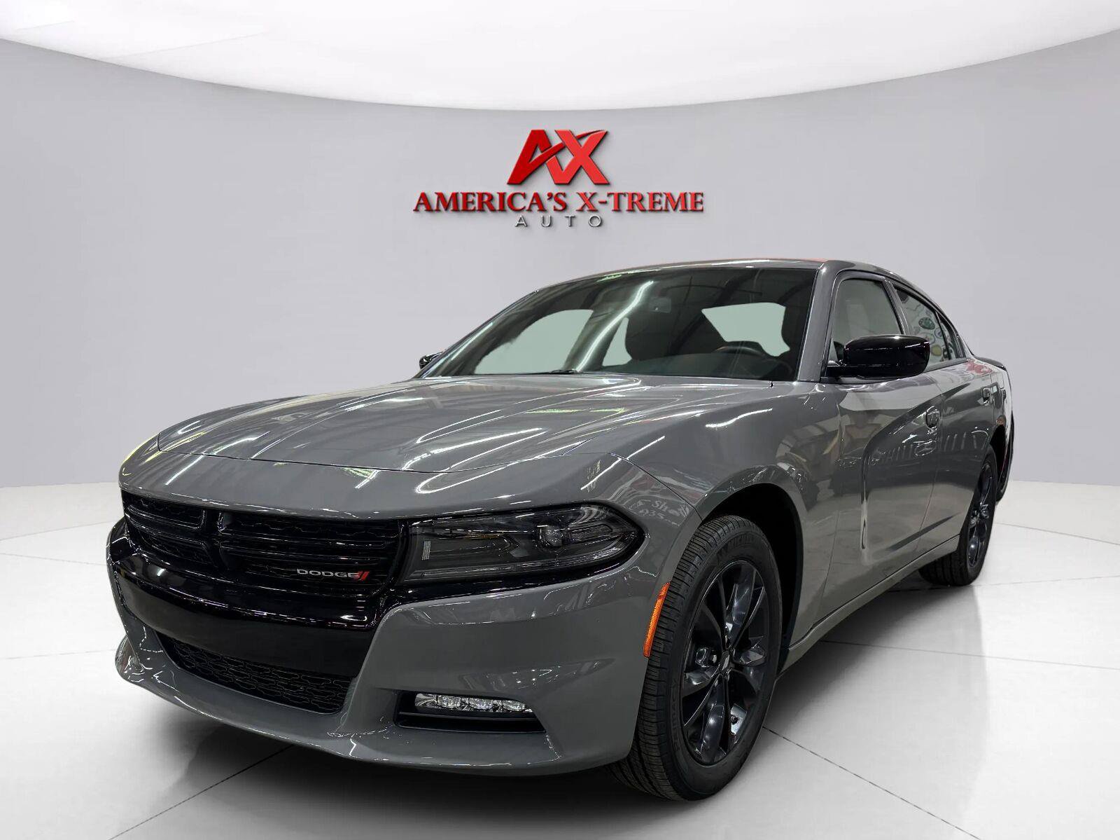Used 2023 Dodge Charger SXT w/ Blacktop Package AWD/4WD image 2