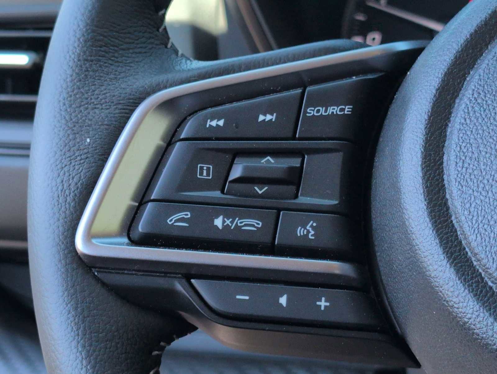 Used 2026 Subaru Ascent Premium AWD/4WD image 23