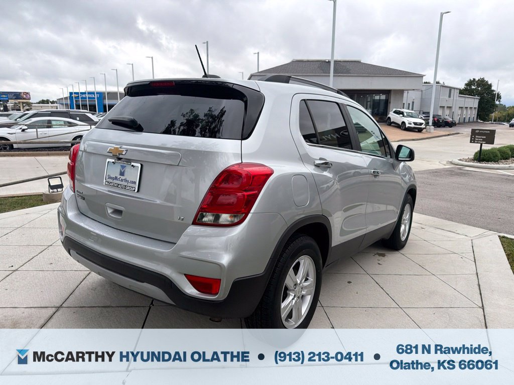 Used 2020 Chevrolet Trax LT w/ LT Convenience Package FWD image 15