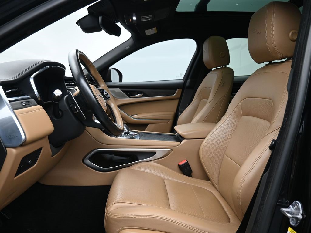 Used 2021 Jaguar F-PACE S image 10