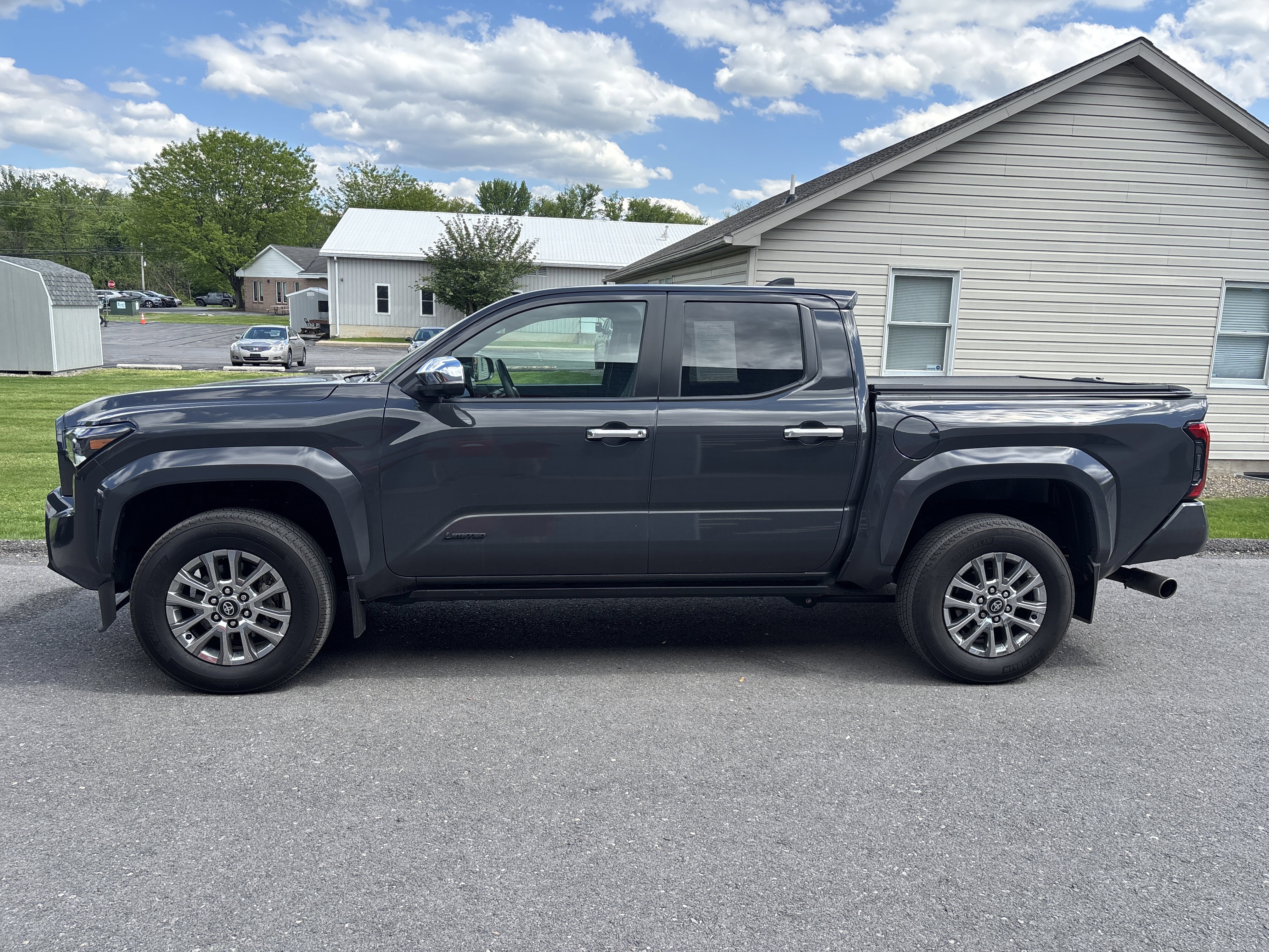 Certified 2024 Toyota Tacoma Limited w/ Limited Package (LT) AWD/4WD image 6