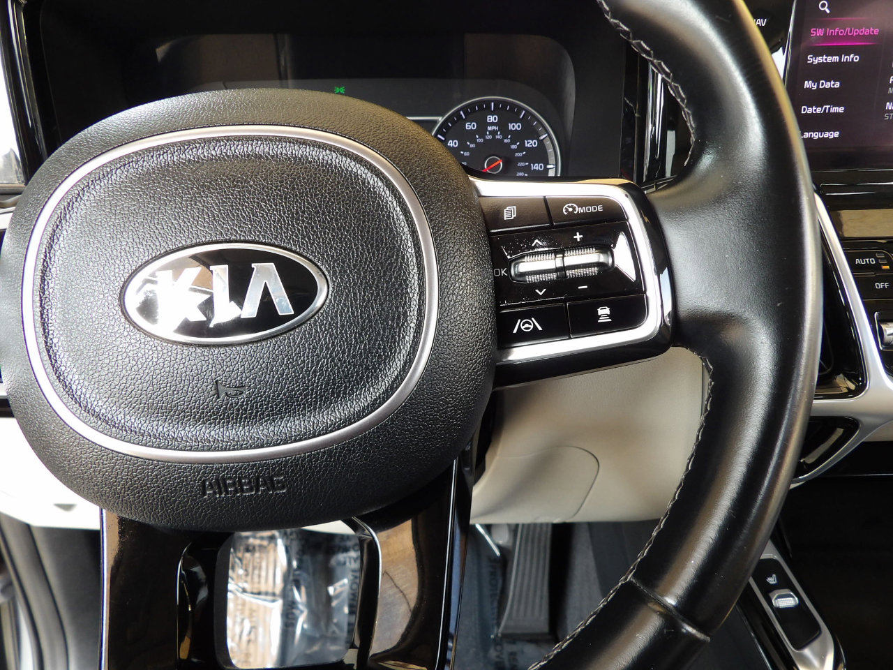 Used 2021 Kia Sorento SX image 27