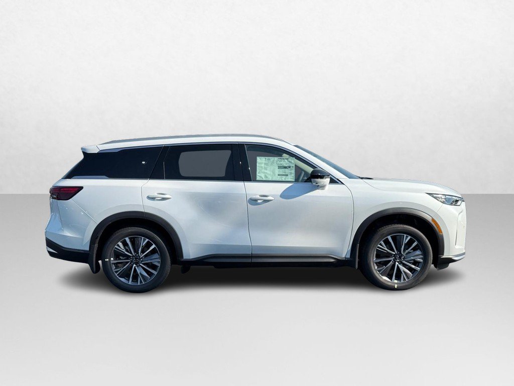 New 2027 INFINITI QX60 Luxe AWD/4WD image 2