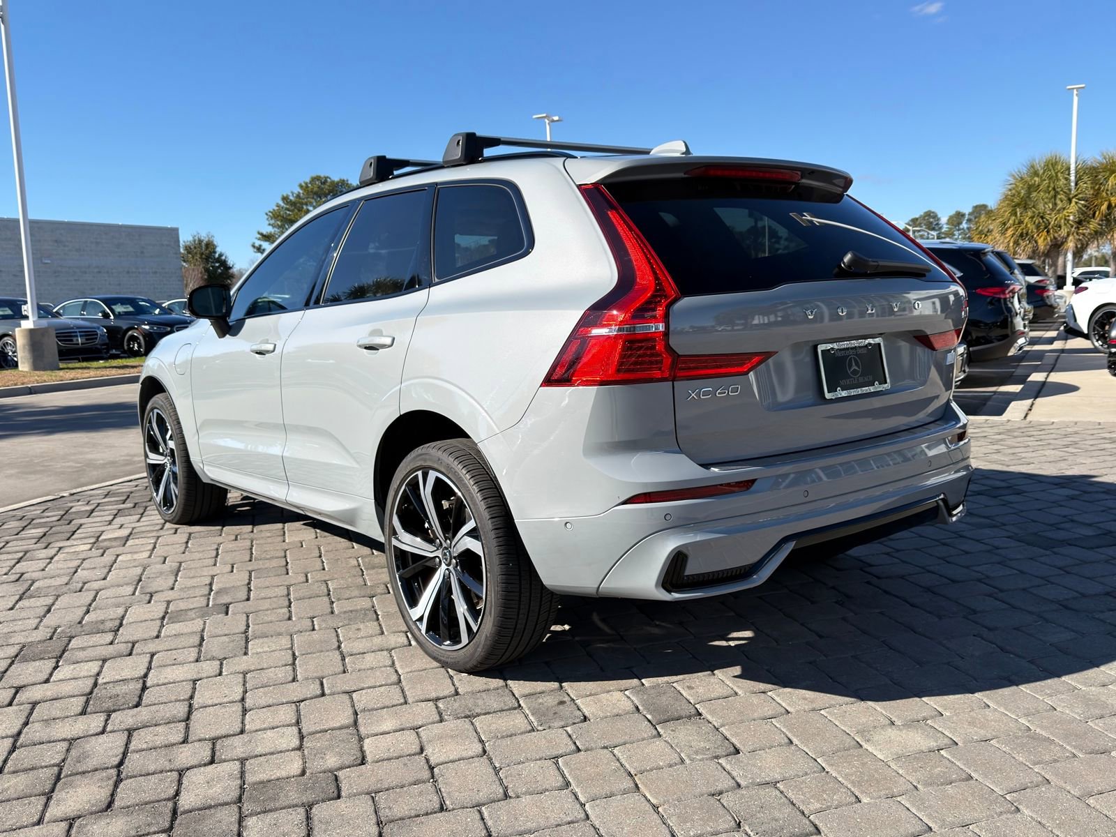 Used 2024 Volvo XC60 T8 Ultimate w/ Protection Package Premier image 11