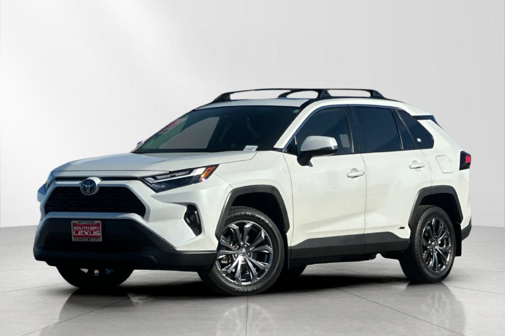 Used 2023 Toyota RAV4 XLE Premium AWD/4WD image 1