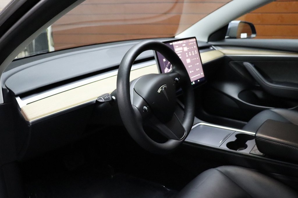 Used 2023 Tesla Model 3 Standard Range RWD image 20