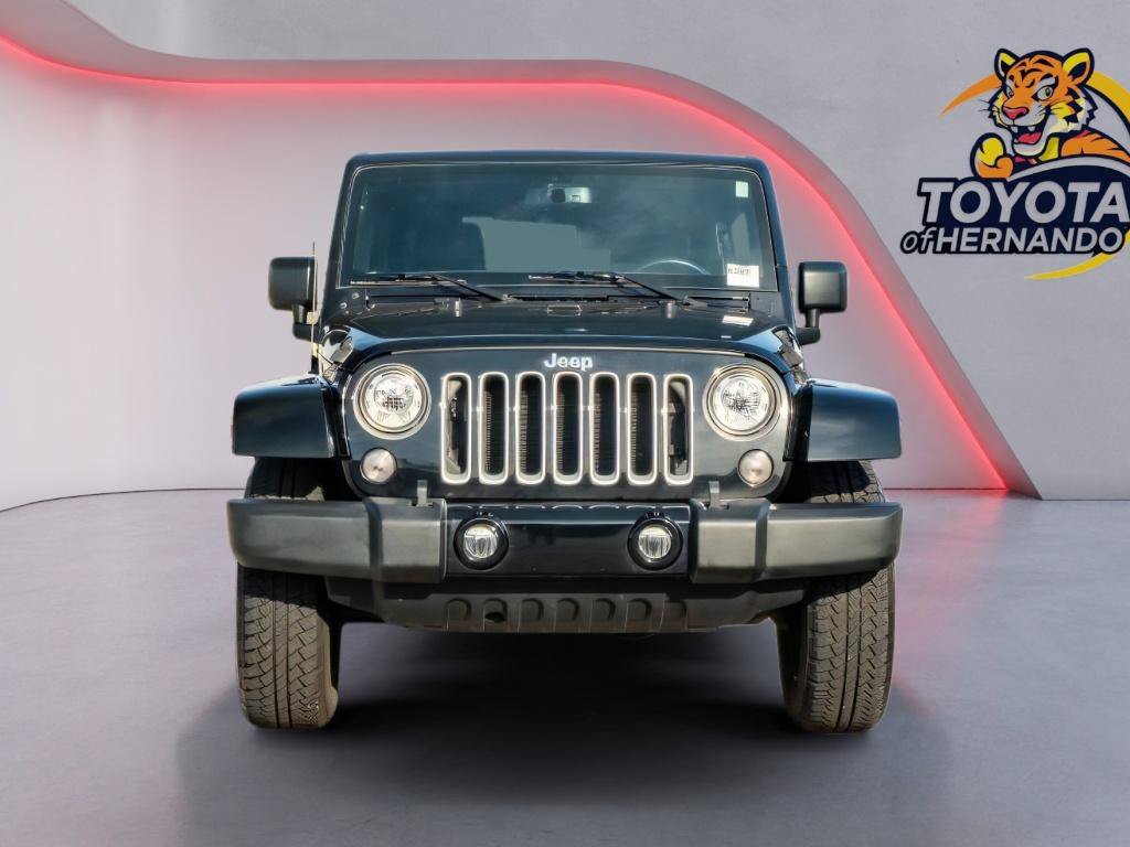 Used 2017 Jeep Wrangler Unlimited Sahara w/ Connectivity Group AWD/4WD image 2