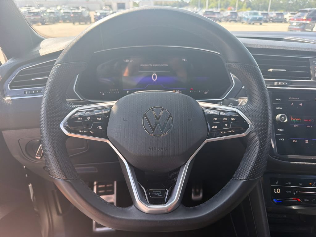 Certified 2024 Volkswagen Tiguan SE R-Line AWD/4WD image 11